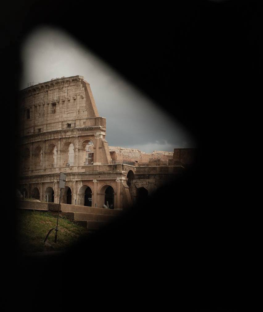 Through the Frame — Exterior · Piazza del Colosseo